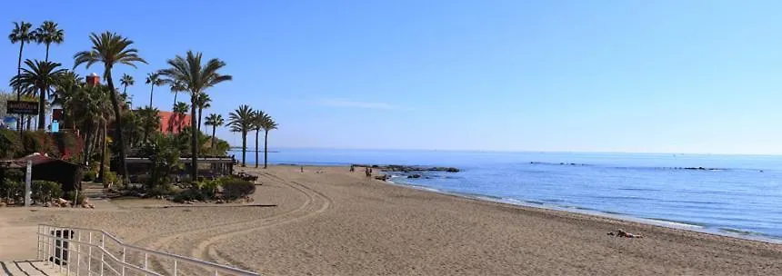 BenalSuite estudio, piscina y playa en BenalBeach, Benalmádena