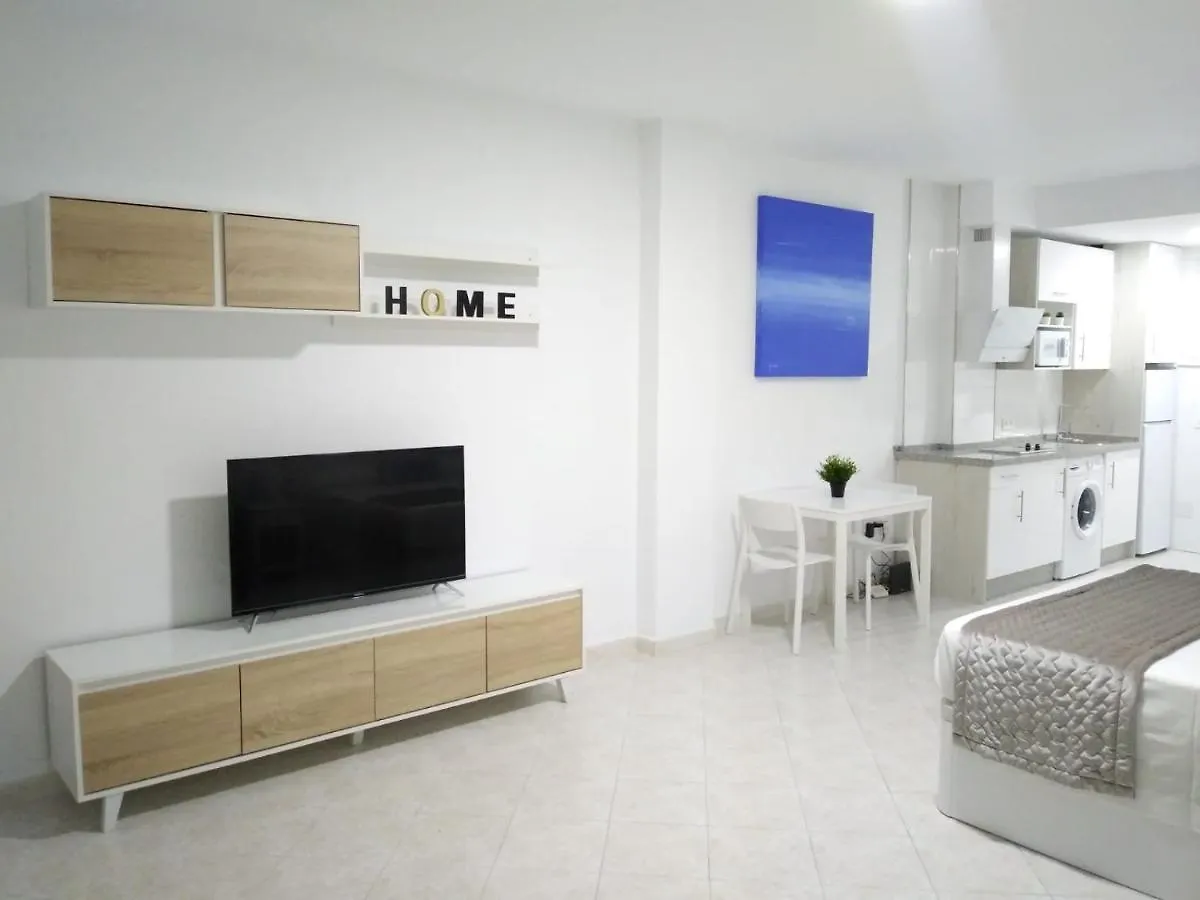 Benalsuite Estudio, Piscina Y Playa En Benalbeach, Benalmadena Spain